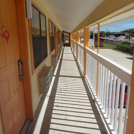 Antlers Inn Goliad Екстер'єр фото